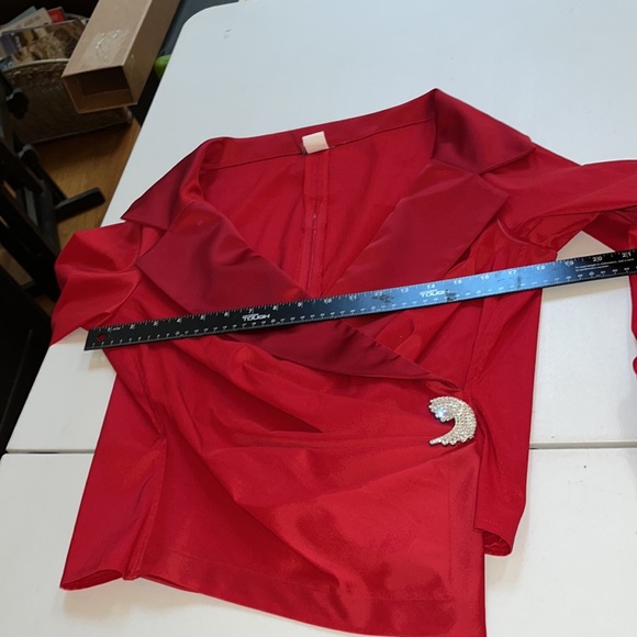 Alex Evening size 14 Red faux wrap top French cuffs Rhinestone detail - Picture 11 of 13